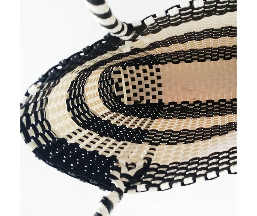 Durable Fashion Commuting Simple Black and White Plaid Square Large Capacity PP Woven Straw Woven Bag