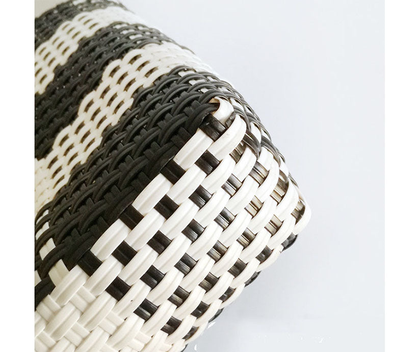 Durable Fashion Commuting Simple Black and White Plaid Square Large Capacity PP Woven Straw Woven Bag