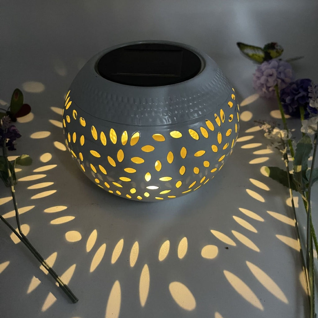Solar Courtyard Lights Hollow Metal Desktop Decorative Lamp for Garden Landscape Ornaments
