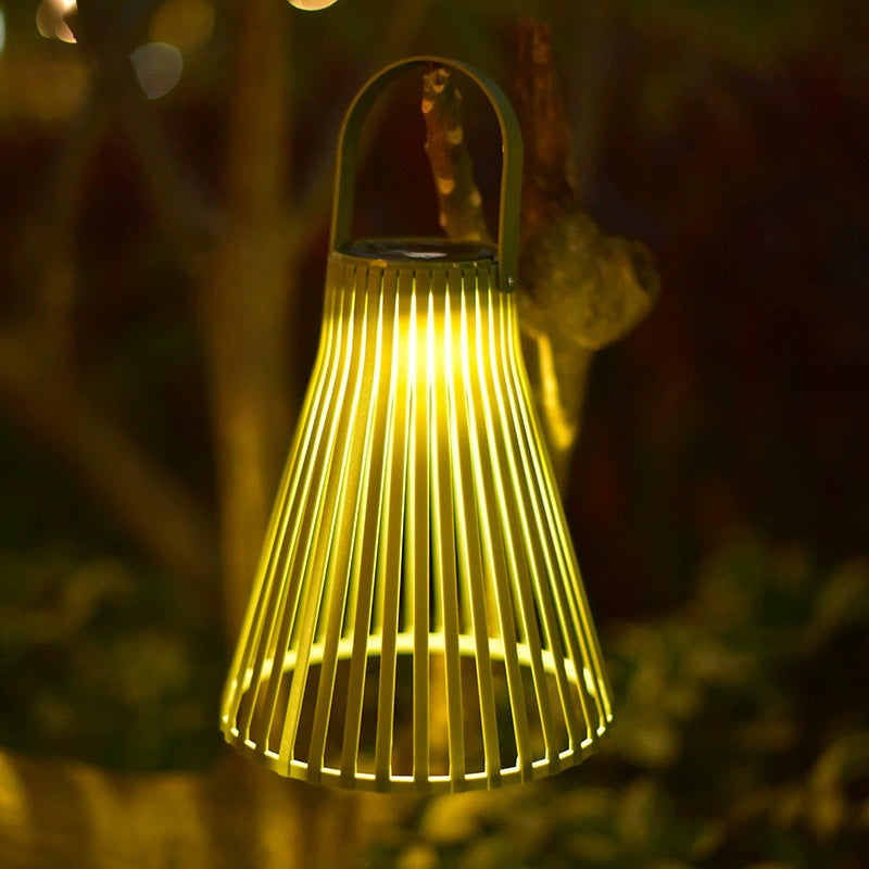 New Design Home Atmosphere LED Hanging Lamp Plastic Solar Powered Landscape Light for Hotel and Theme Park Lawn