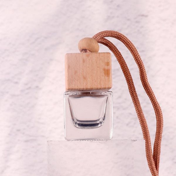 db09-car-perfume-bottle-air-freshener-hanging-diffuser_0_600