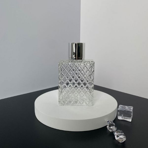 pb79-wholesale-factory-100ml-spray-perfume-bottles-square-flat-bottle-grid-shape-glass-bottle-sub-bottle_0_600