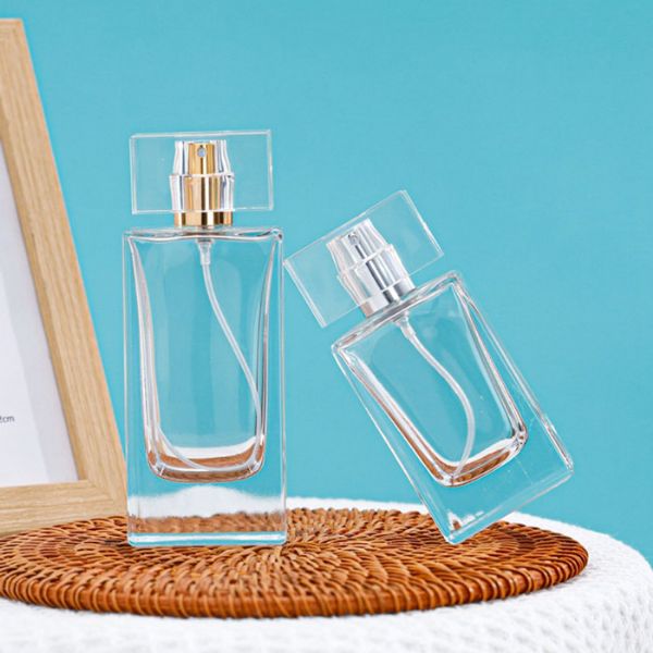 pb81-wholesale-crystal-white-15-bayonet-press-fine-mist-empty-glass-bottles_1_600