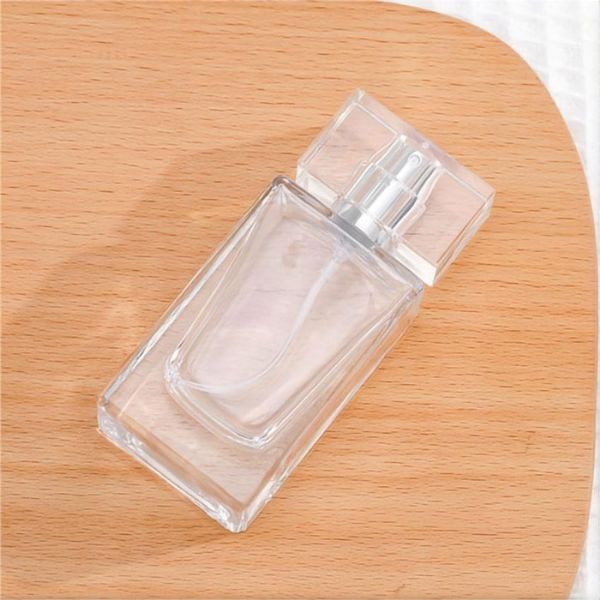 pb81-wholesale-crystal-white-15-bayonet-press-fine-mist-empty-glass-bottles_1_600