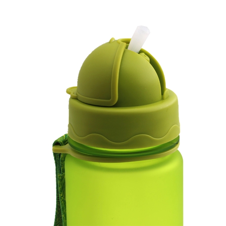 Custom bpa free plastic kids drinking water bottle tumbler with straw portable travel bottle